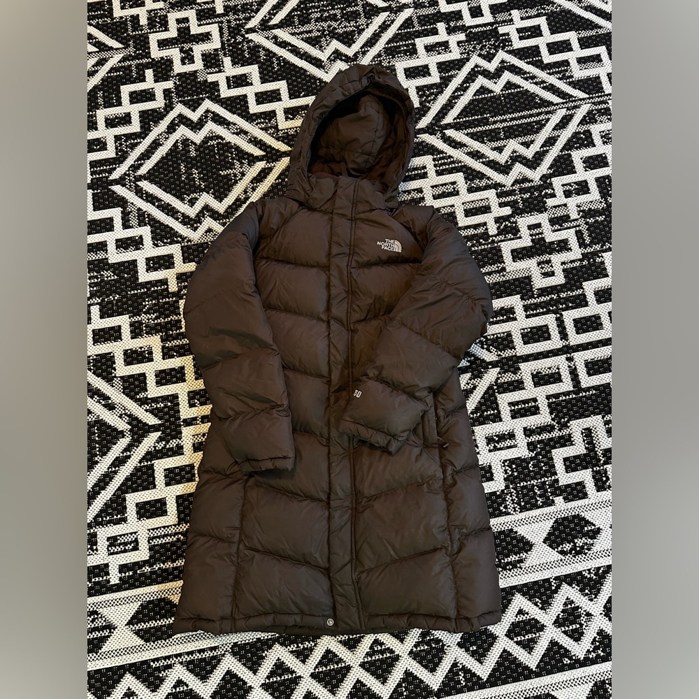 Girls North Face 550 long jacket